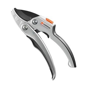 Nůžky ráčnové SmartCut Comfort GARDENA